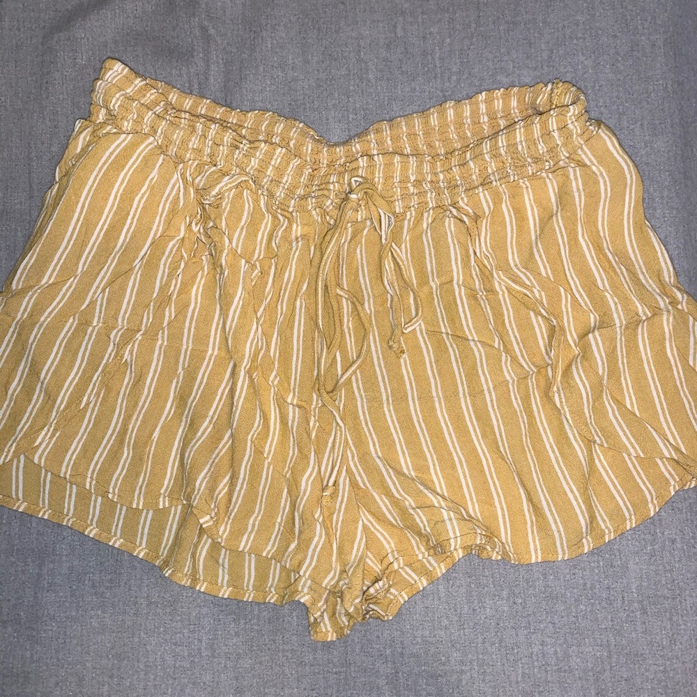 AEO Flowy Shorts